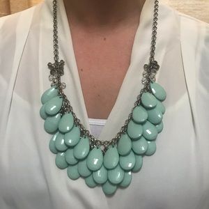 ✨2/$10 | Francescas collections statement necklace